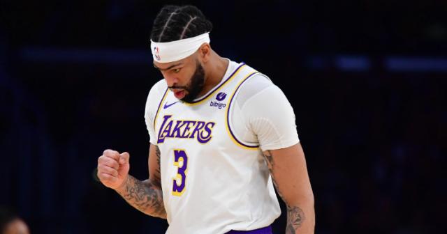 开云体育-湖人争冠没戏！不4不5的浓眉哥再遭欧洲白熊蹂躏